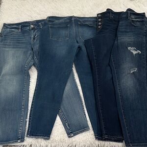 😊 Bundle of 4 Maurices Mid-Rise Skinny Jeans Size Large